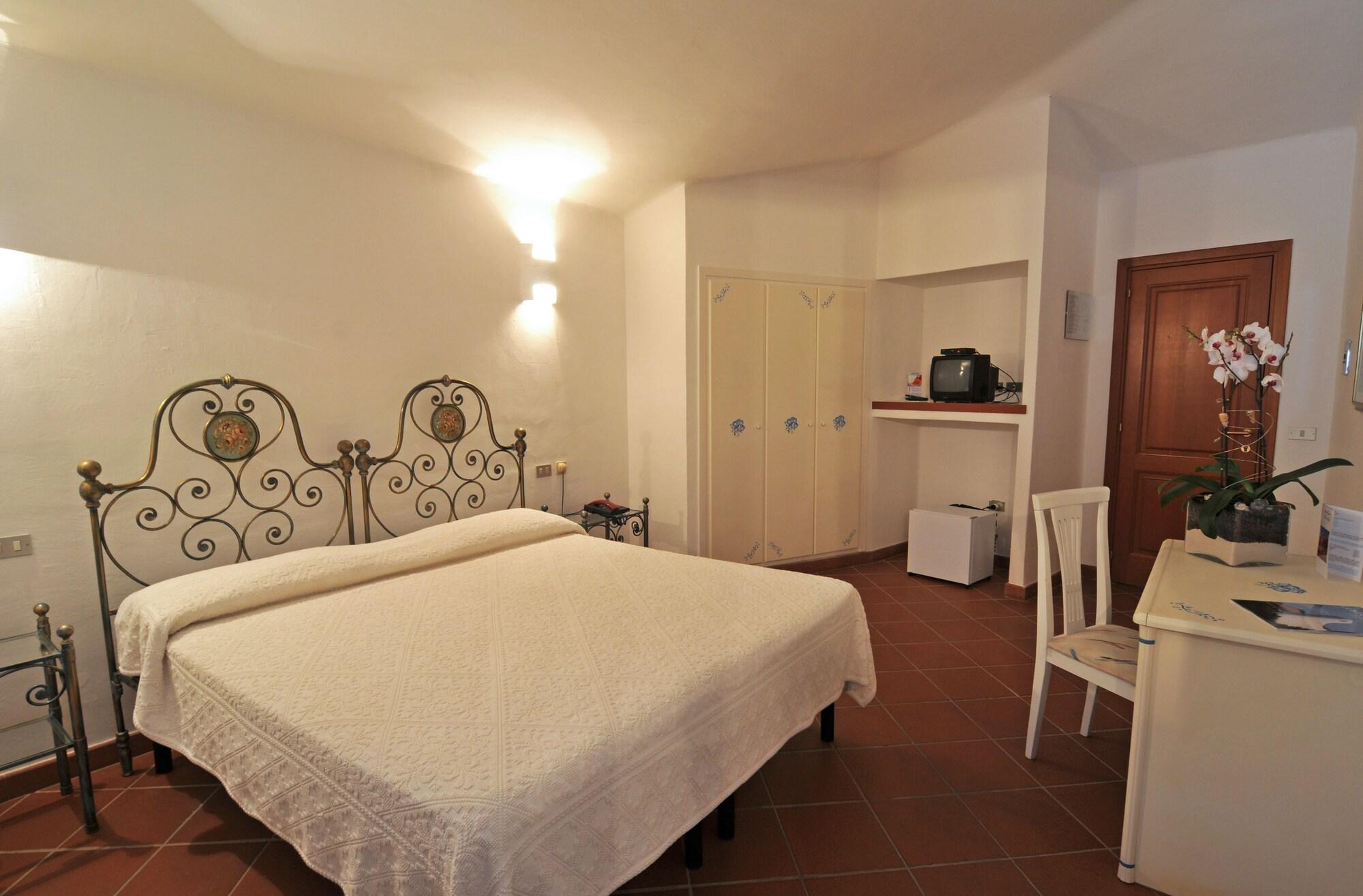 Hotel Il Piccolo Golf Порто-Черво Экстерьер фото
