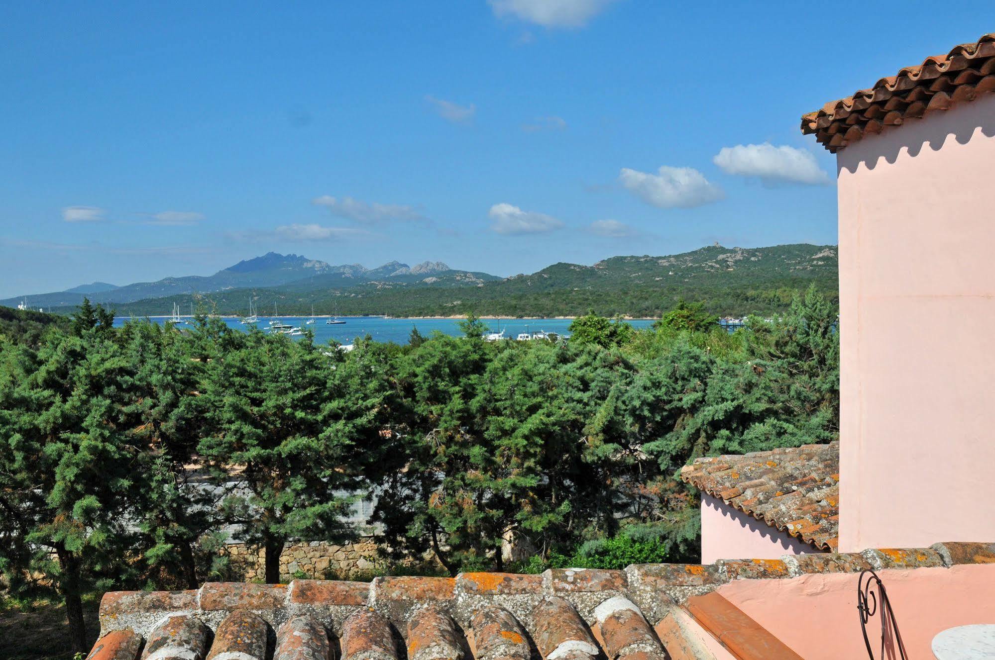 Hotel Il Piccolo Golf Порто-Черво Экстерьер фото