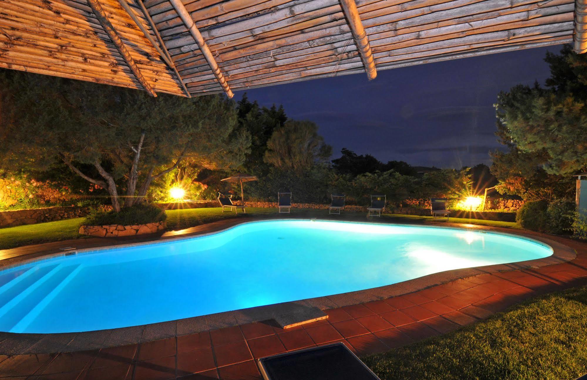 Hotel Il Piccolo Golf Порто-Черво Экстерьер фото
