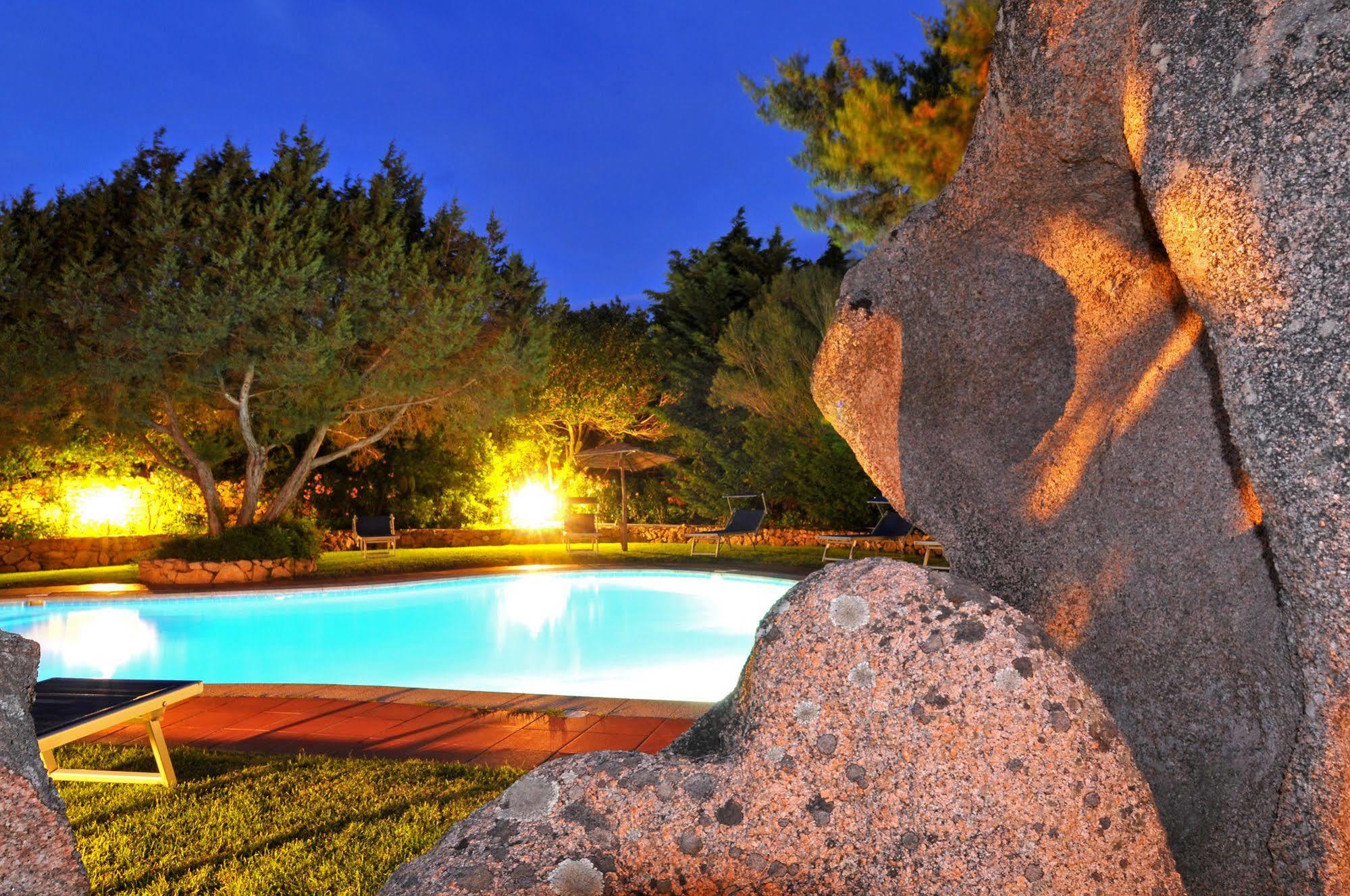 Hotel Il Piccolo Golf Порто-Черво Экстерьер фото